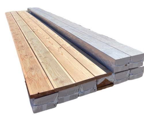 Terasové prkno vroubkované z evropského modřínu A/C 26/145/4000